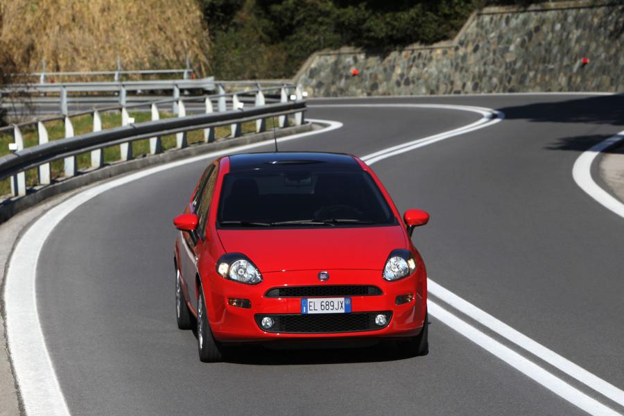  Fiat Punto 2012 года  (фото 24 из 44)